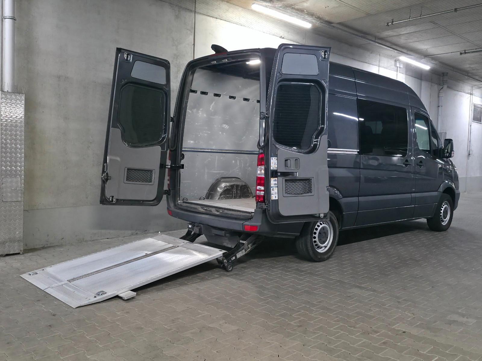 Mercedes-Benz Sprinter 319 Ladebordwand Automatik AHK 3,5T