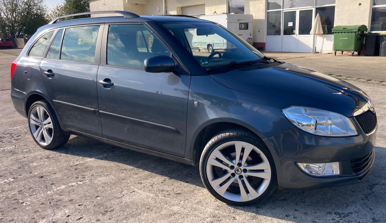 Skoda Fabia 2012 — interior