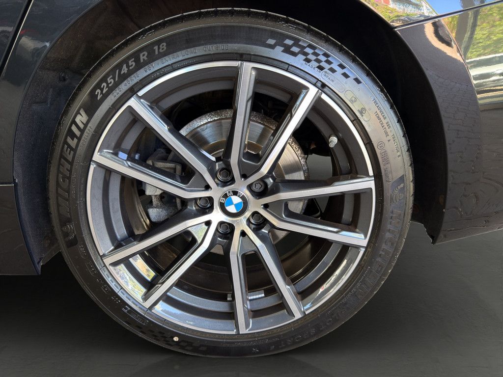 BMW 318i T. SPORTLINE LED NAVI SPORTSITZ PDC SHZ 18" foto 18