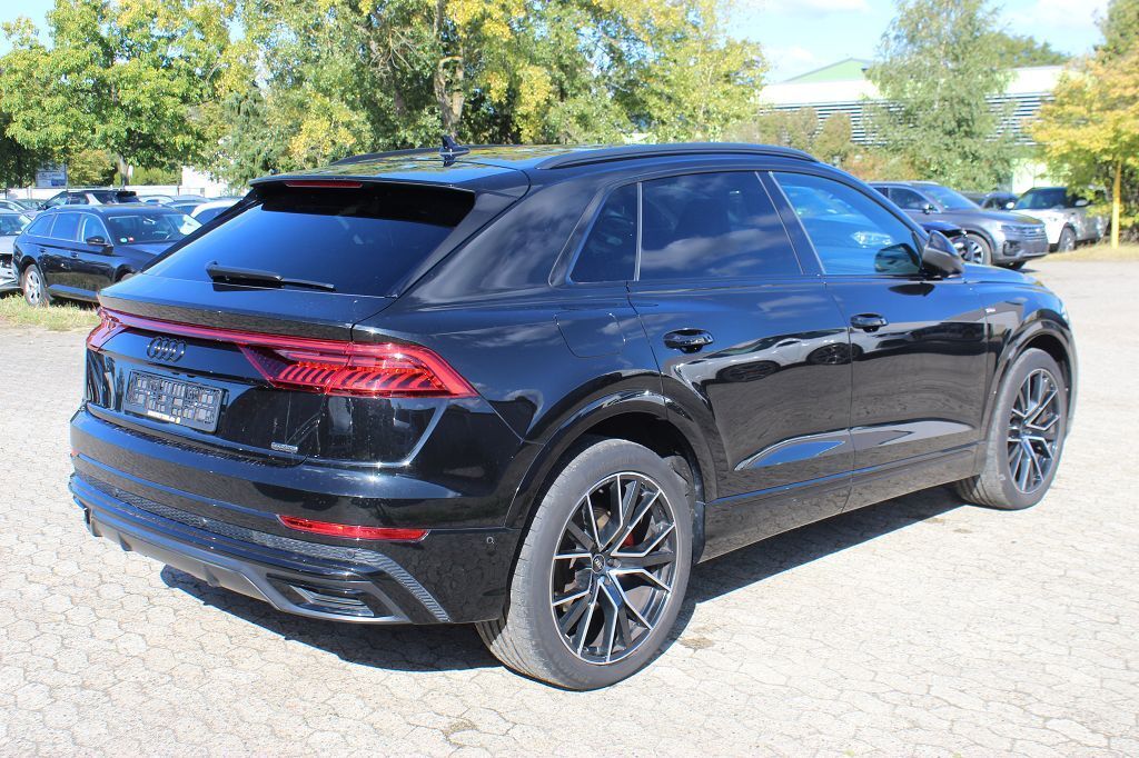 Audi Q8 55 TFSI Quattro Tiptronic S-Line Pano 22 Zoll foto 3