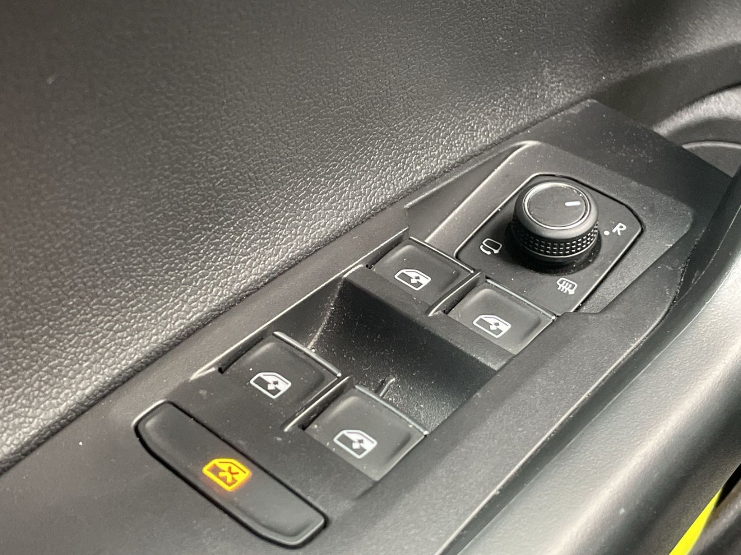 Polo 1.0 TSI DSG Move AHK/Kamera/ACC/Navi/App-Co