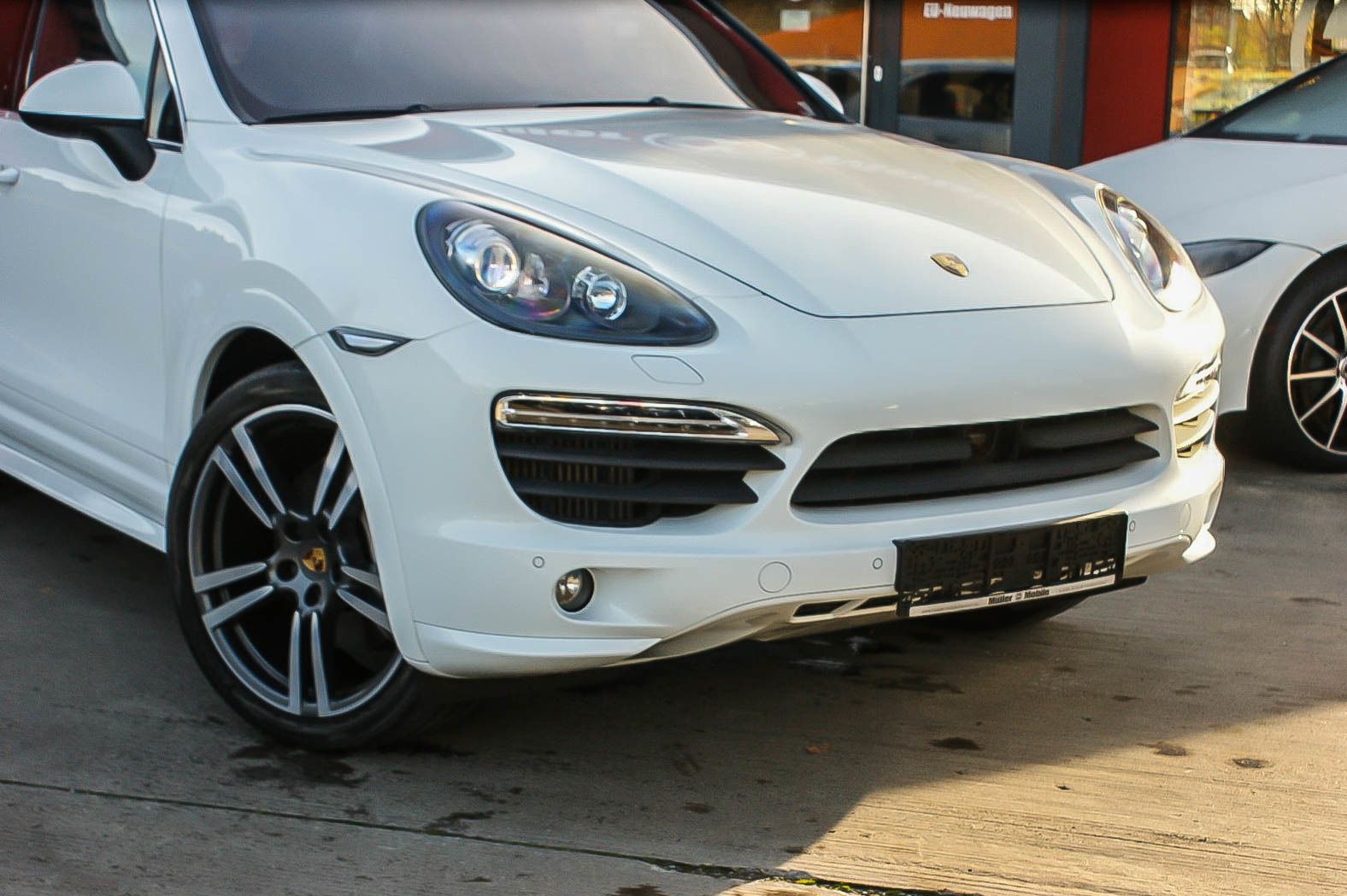 Fahrzeugabbildung Porsche Cayenne S Diesel 4.2 SPORT DESIGN PAKET 1.HAND