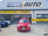 Suzuki SUZUKI Splash 1.0 Benzina-Neopatentati - rote Suzuki Splash