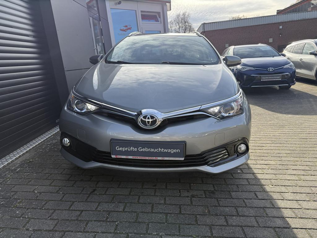 Toyota Auris Touring Sports