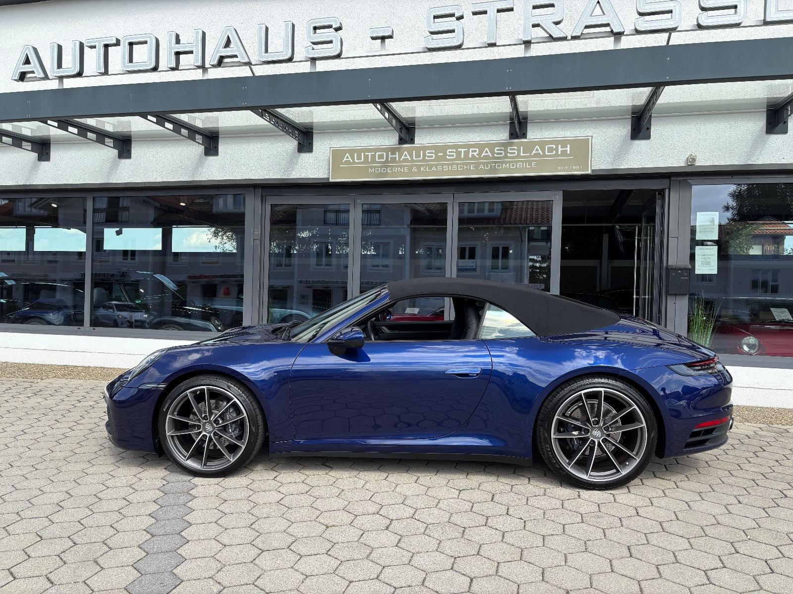 Porsche 992 911 CARRARA 4 CABRIO INNO SURROUND SITZBEL. foto 10