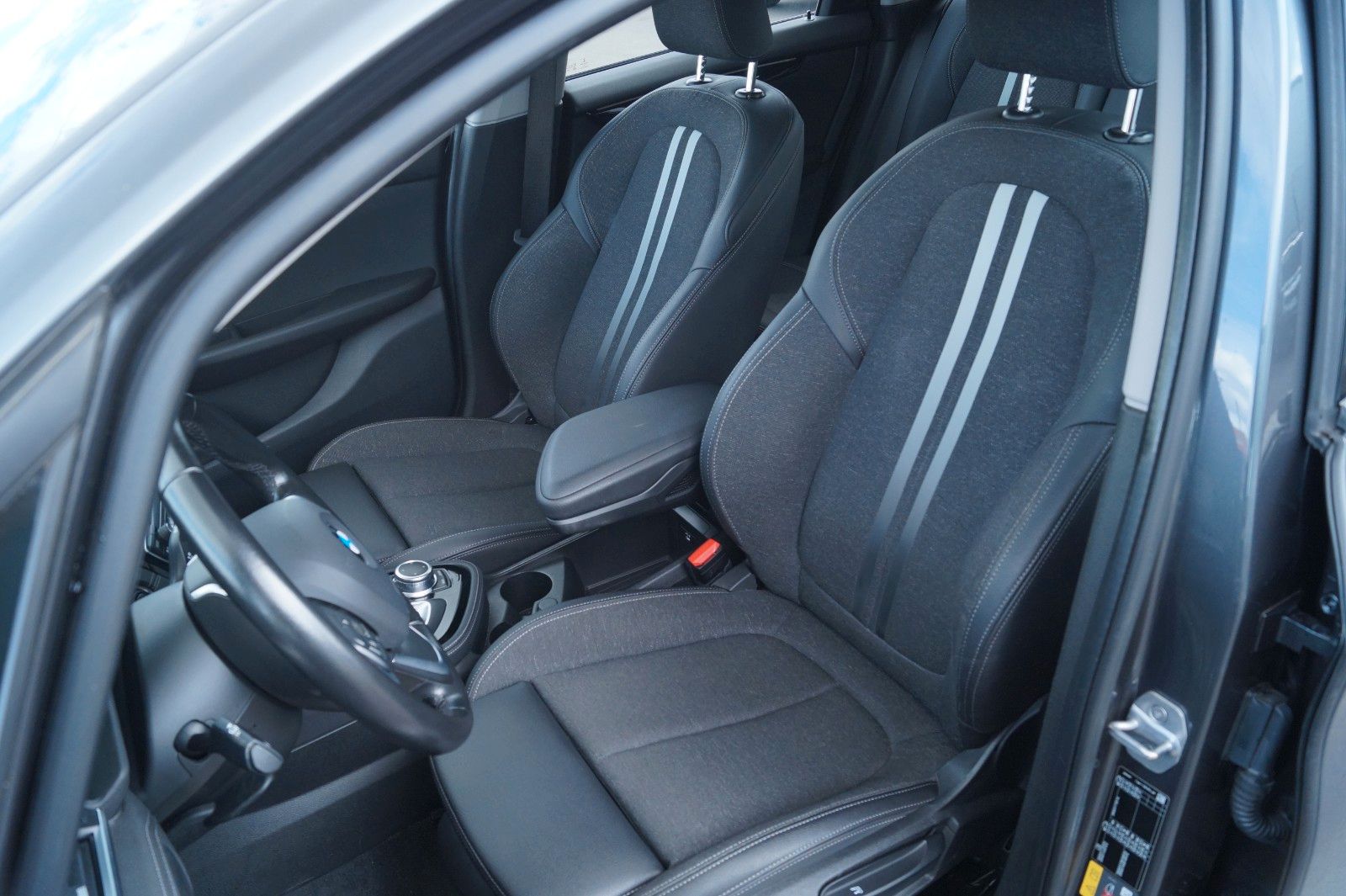 Fahrzeugabbildung BMW 225 xe Sport Line Active Tourer
