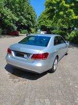 Mercedes-Benz E 220 CDI BlueTEC, 9G-Tronic  LED neue SoReifen - Mercedes-Benz 220: Sitzheizung