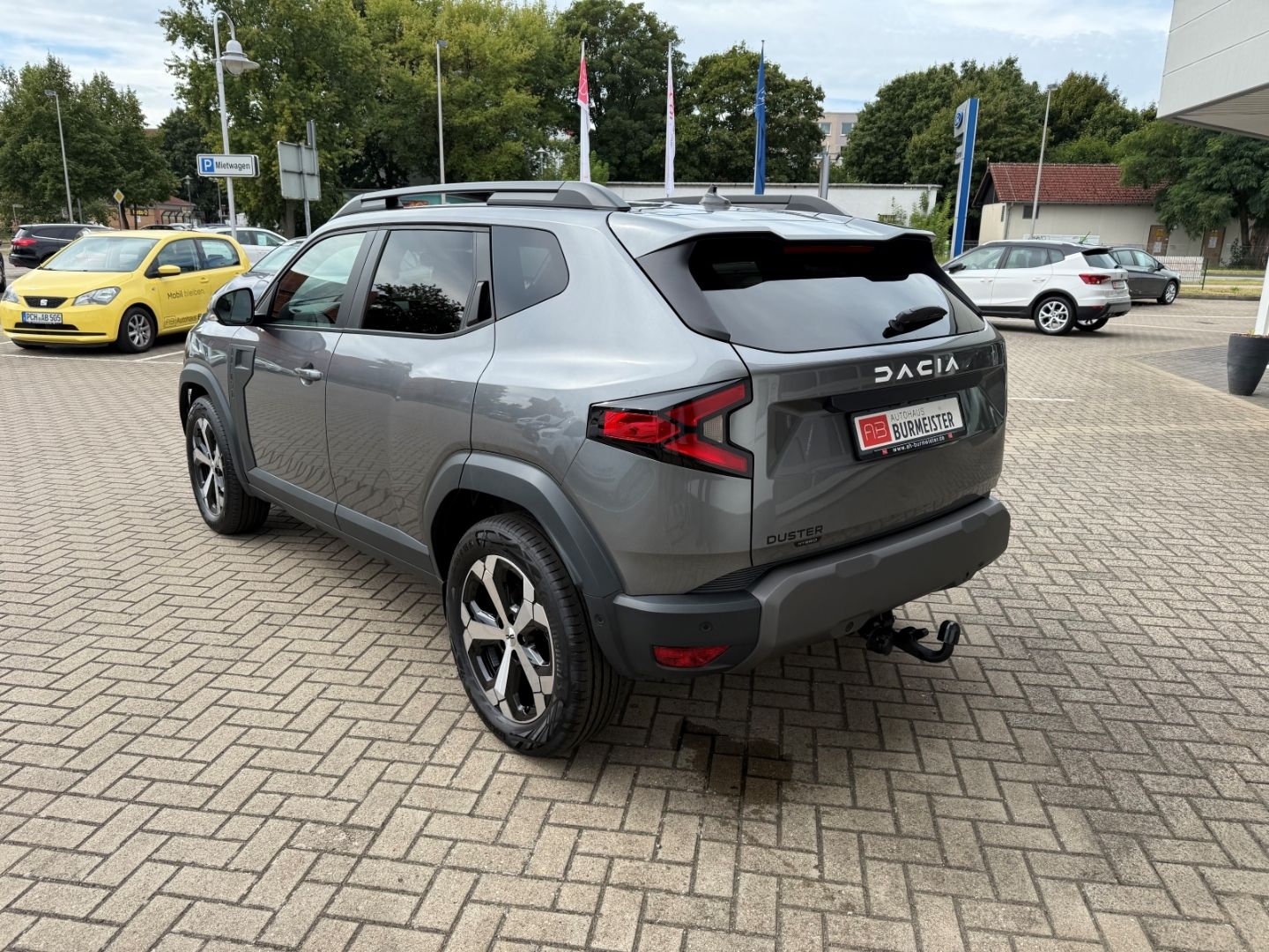 DACIA Duster III Hybrid 140 1.6 E-TECH Journey  AHK +V - Image 4