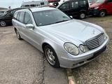 Mercedes-Benz E 220 E T-Modell E 220 T CDI - Mercedes-Benz E 220 aus 2006: Cdi