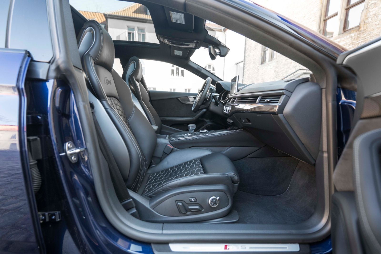 Fahrzeugabbildung Audi RS 5 Sportback Quattro B&O PANO KAM MASSAGE PDC