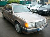 Mercedes-Benz 220E (124)*Aut*S-Dach*AHK*Oldtimer*H-Kennzeichen - Mercedes-Benz 220: Braun