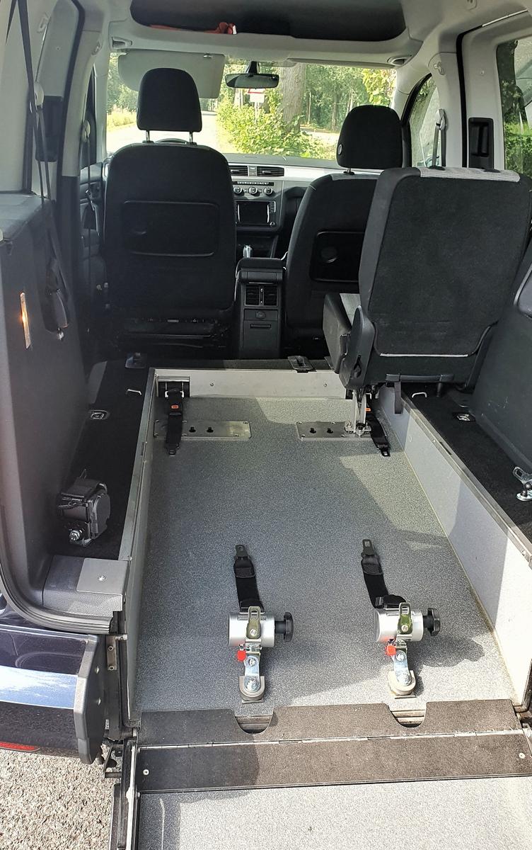 Volkswagen Caddy 4 , behindertengerecht, mit Rollstuhlrampe
