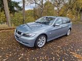 BMW 330xi touring - - BMW 3er Reihe aus 2005: Kombi
