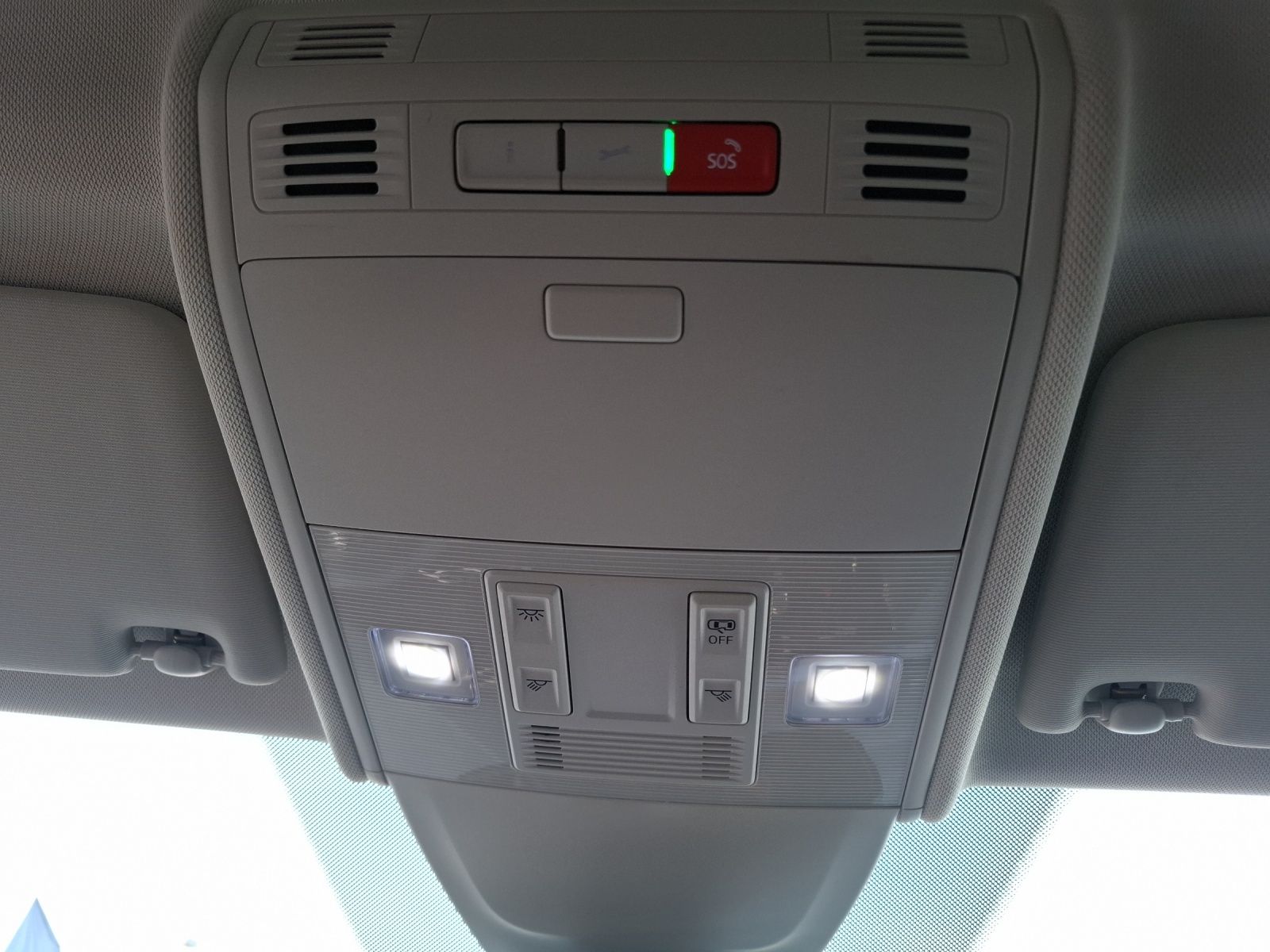 Fahrzeugabbildung Volkswagen Polo TSI Style Matrix Climatronic ACC PDC SH LM