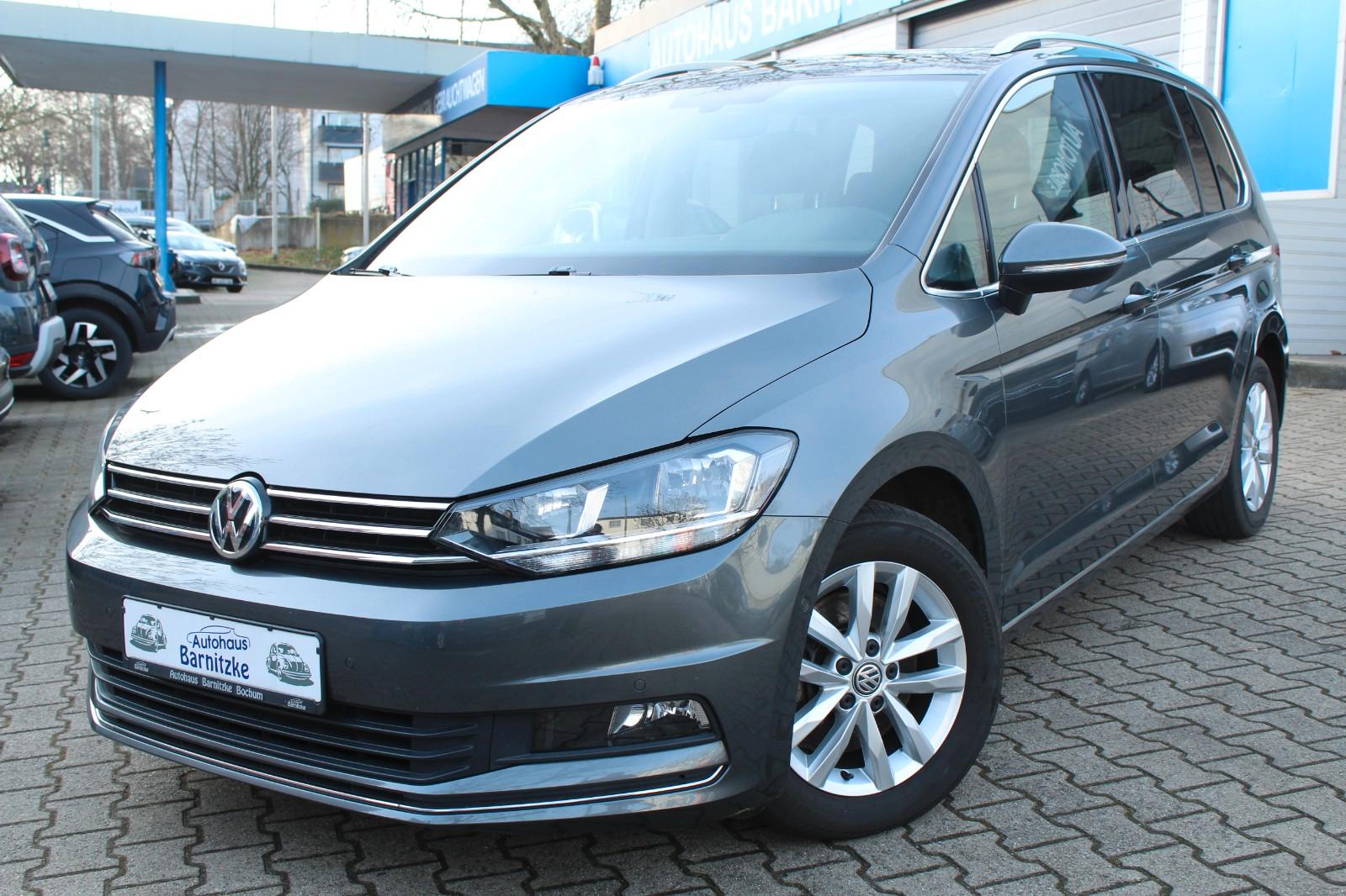 Volkswagen Touran 1.2 TSI * Pano * Kamera * DAB * Navi *