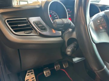 Alfa Romeo Giulietta *BI-XENONAFS)*2-ZONEN*TEMPO*SPORT*