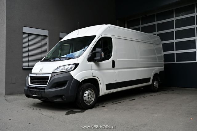 Peugeot Boxer 335 2.2 BlueHDi Pro L3H2 S&S