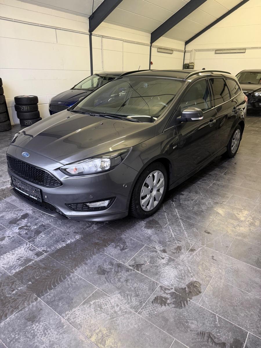 Ford Focus Turnier ST-Line