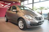 Mercedes-Benz A 150 SHZ AHK Klima - Mercedes-Benz A 150 mit Benzin-Antrieb: Limousine, Schaltgetriebe