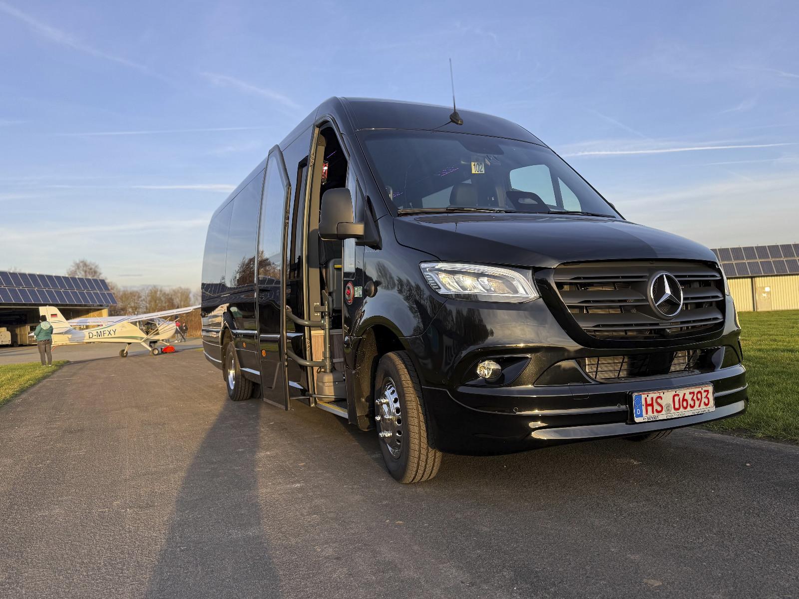 Mercedes-Benz ALTAS Business L 519 / VIP 16+1+1