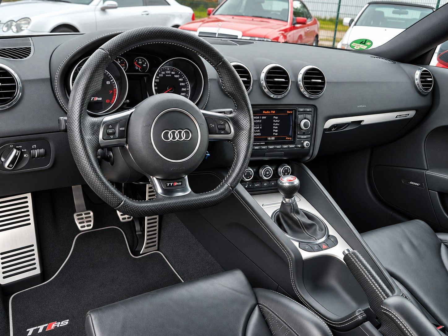 Fahrzeugabbildung Audi TT RS plus/Schalen/1A Historie/Erstlack/Traum