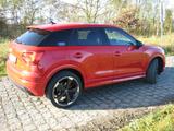 Audi Q2 40 TFSI S tronic quattro sport sport - Audi Q2 von privat