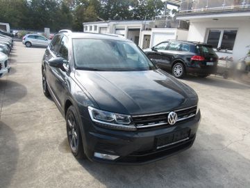 Volkswagen Tiguan - 2