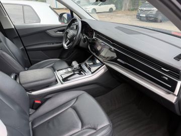 Audi Q7 - 11