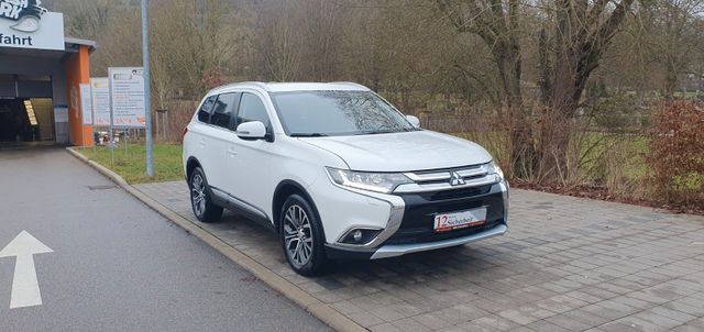 Mitsubishi Outlander SUV-Star+ 4WD*NAVI*RFK*SHZ*PDC*KLIMA*