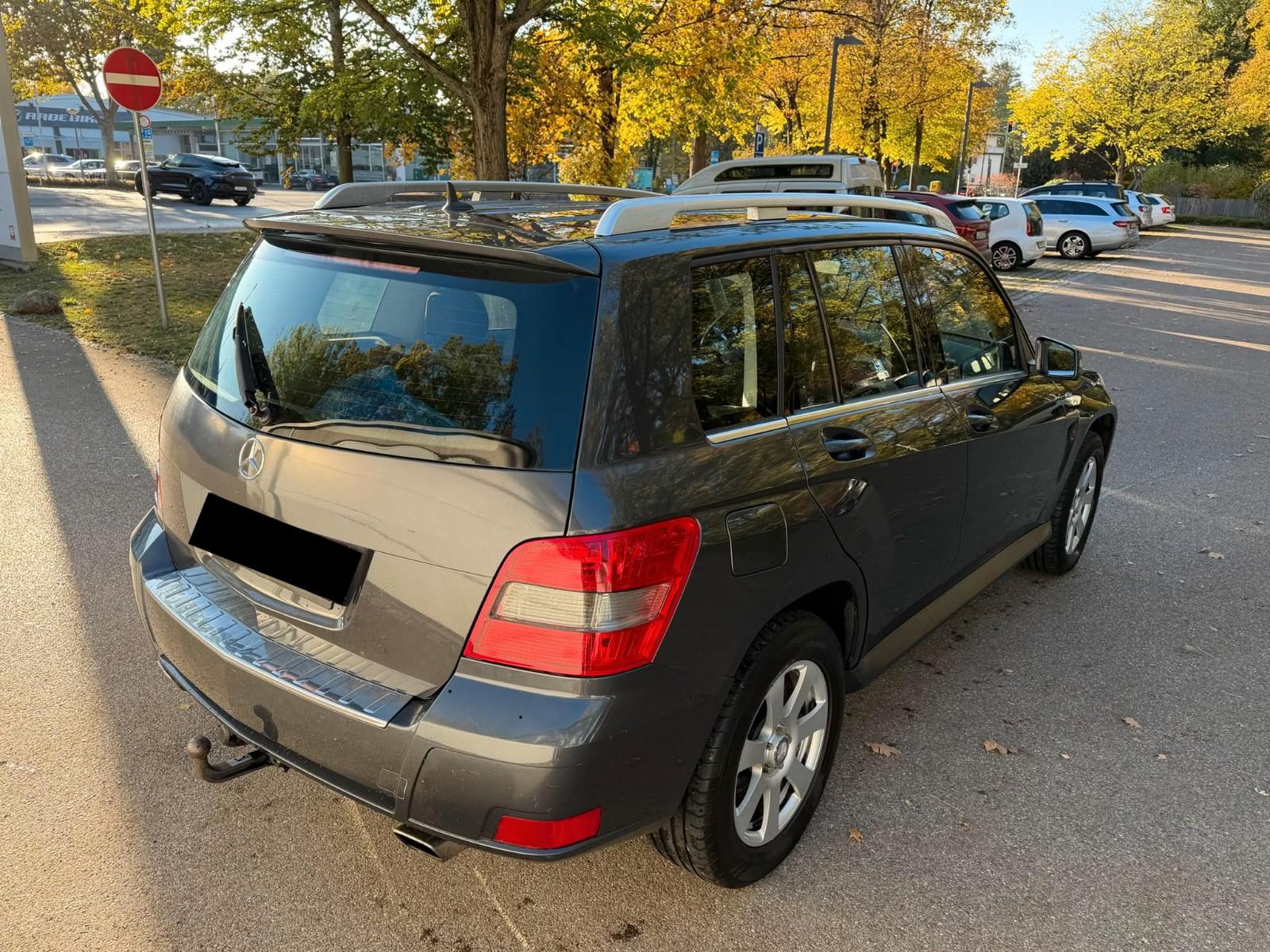 Mercedes-Benz GLK220 2009 — двигун 2.143 cm³, 170 HP (125kW)