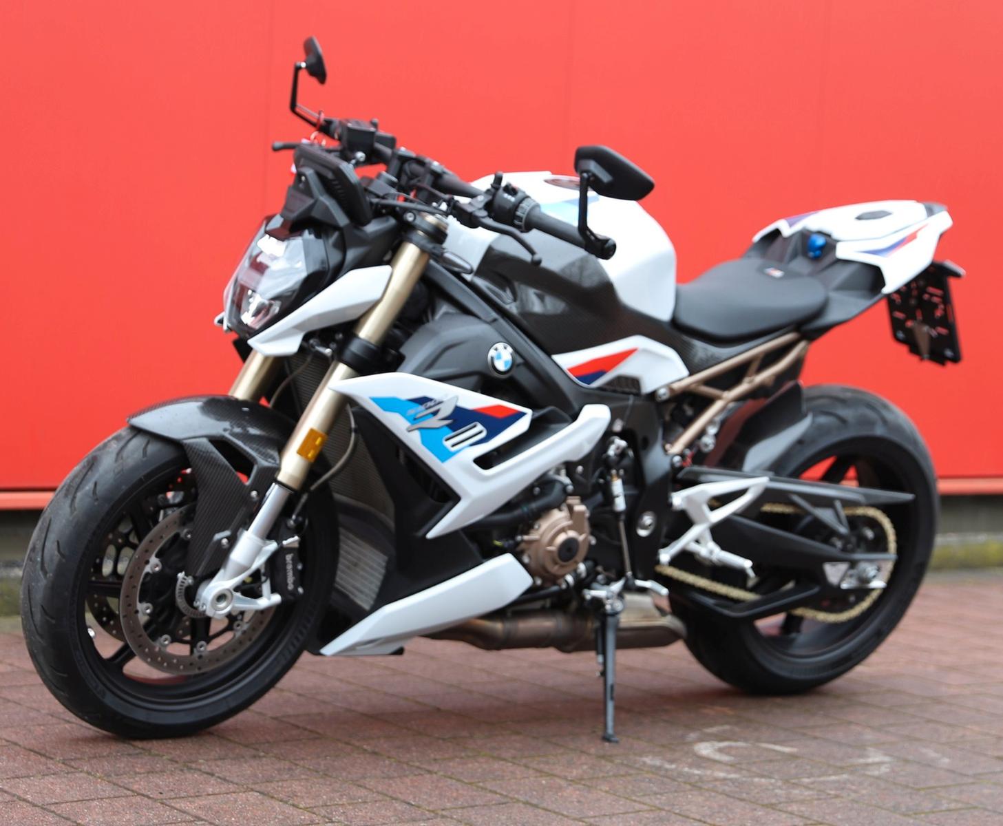 BMW S 1000 R M Paket Laptrigger Schmiederäder etc...