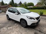 Peugeot 2008 Allure PureTech 110 Stop&Start Allure - Peugeot 2008 von privat