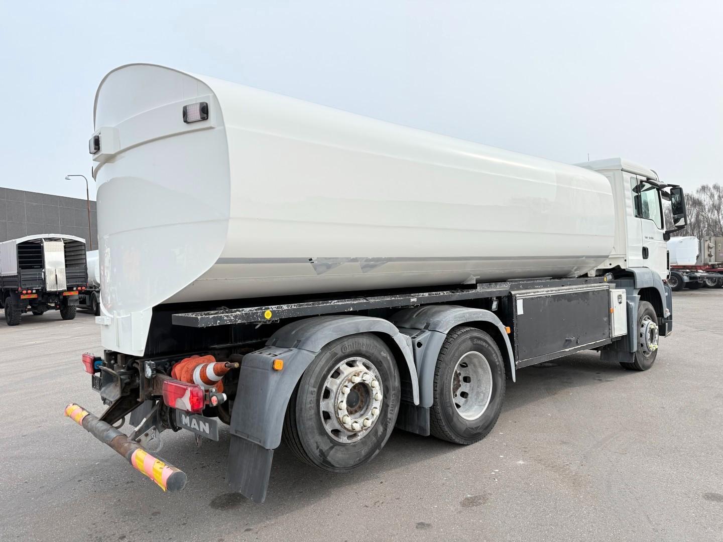 MAN TGS 26.400 6x2*4 19.000 l. ADR Tank Euro 5