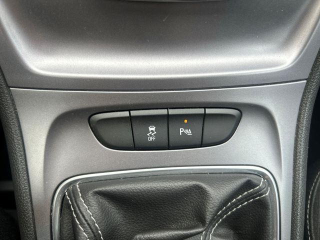 Astra ST Edition 1.4 Turbo PDC VO/HI APPLE CAR P