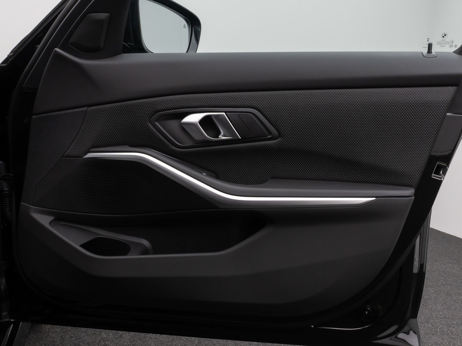 Fahrzeugabbildung BMW 318i Kamera DAB Sportlenkrad CockPit+ Alarm LED