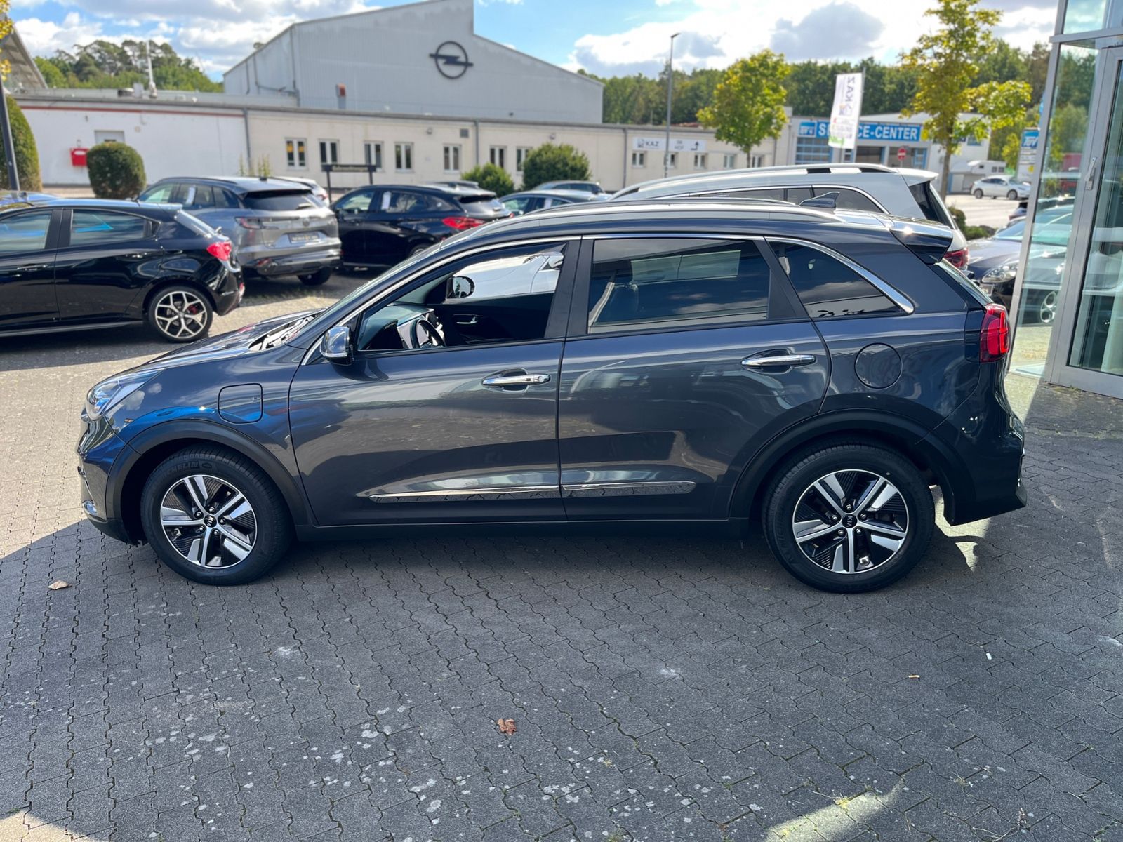 Fahrzeugabbildung Kia Niro Spirit PHEV LED NAVI LEDER SHZ AHK