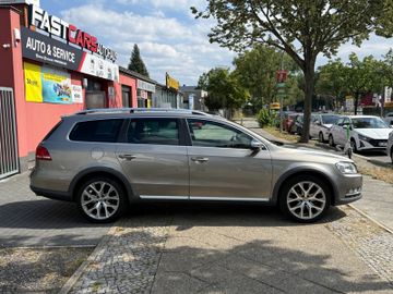 Volkswagen Passat Alltrack - 10