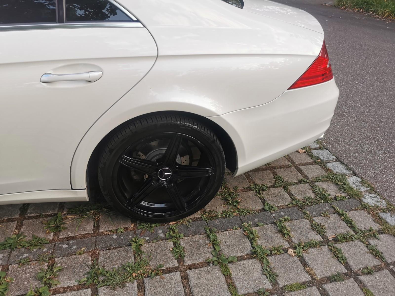 Mercedes-Benz CLS 300 -facelift top zustand 