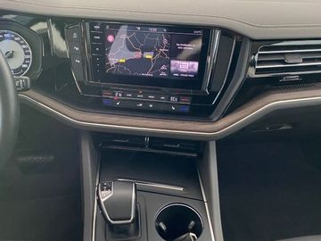 Volkswagen Touareg - 10