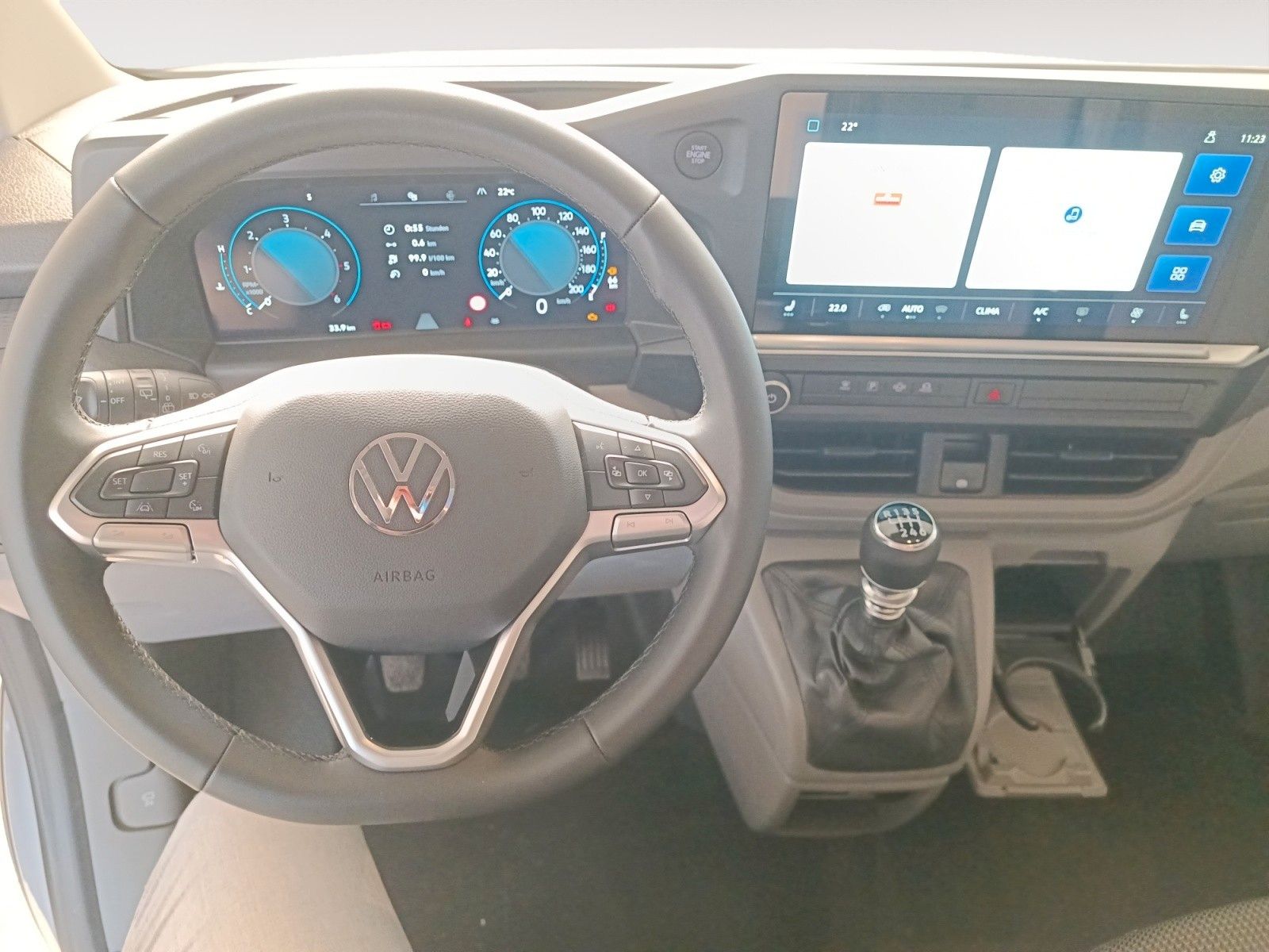 Fahrzeugabbildung Volkswagen T7 Transporter KR 81 kW *AHZV*Klimaauto*Holz