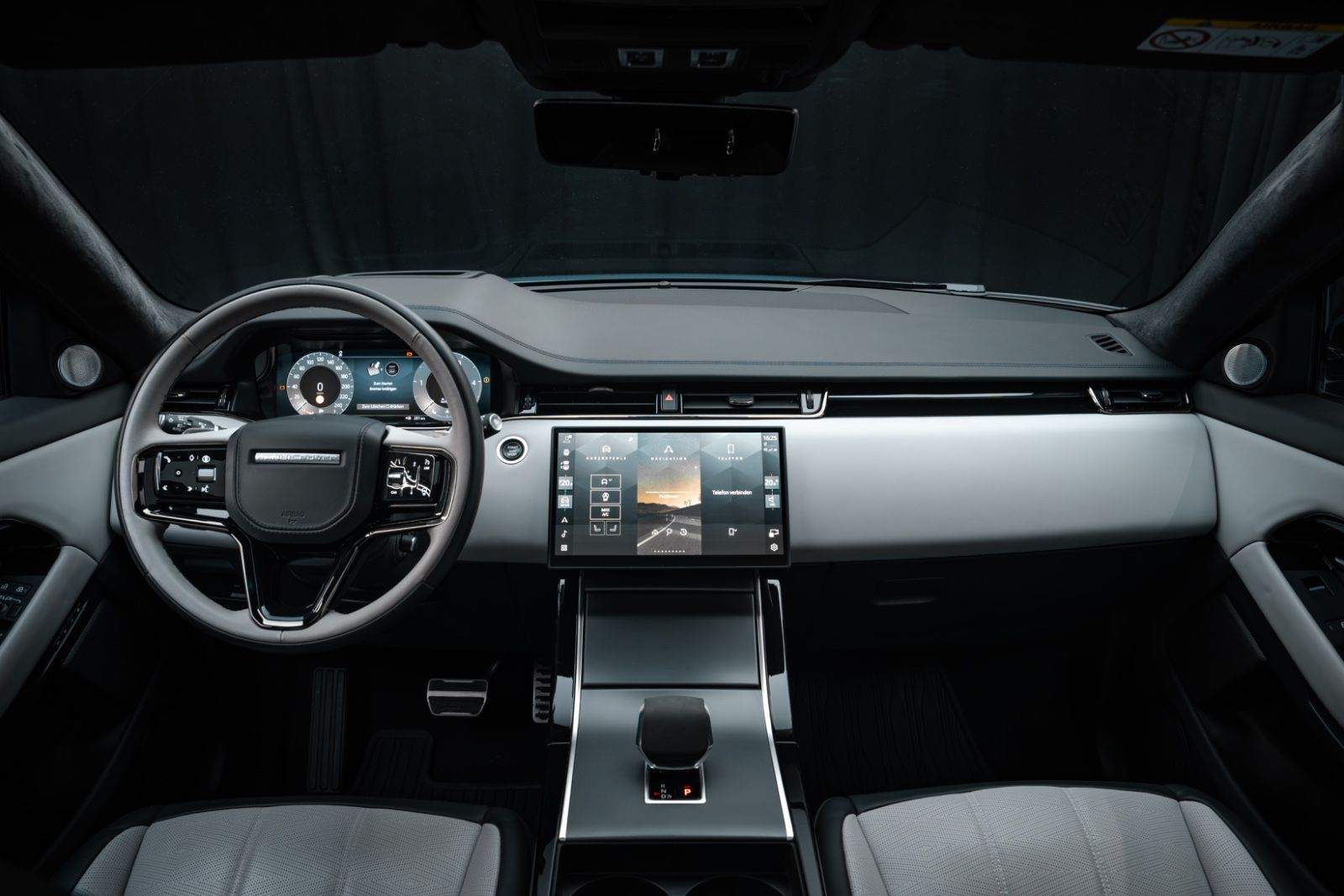 Fahrzeugabbildung Land Rover AUTOBIOGRAPHY/ KOMFORT / WINTER / AHK / MERIDIAN
