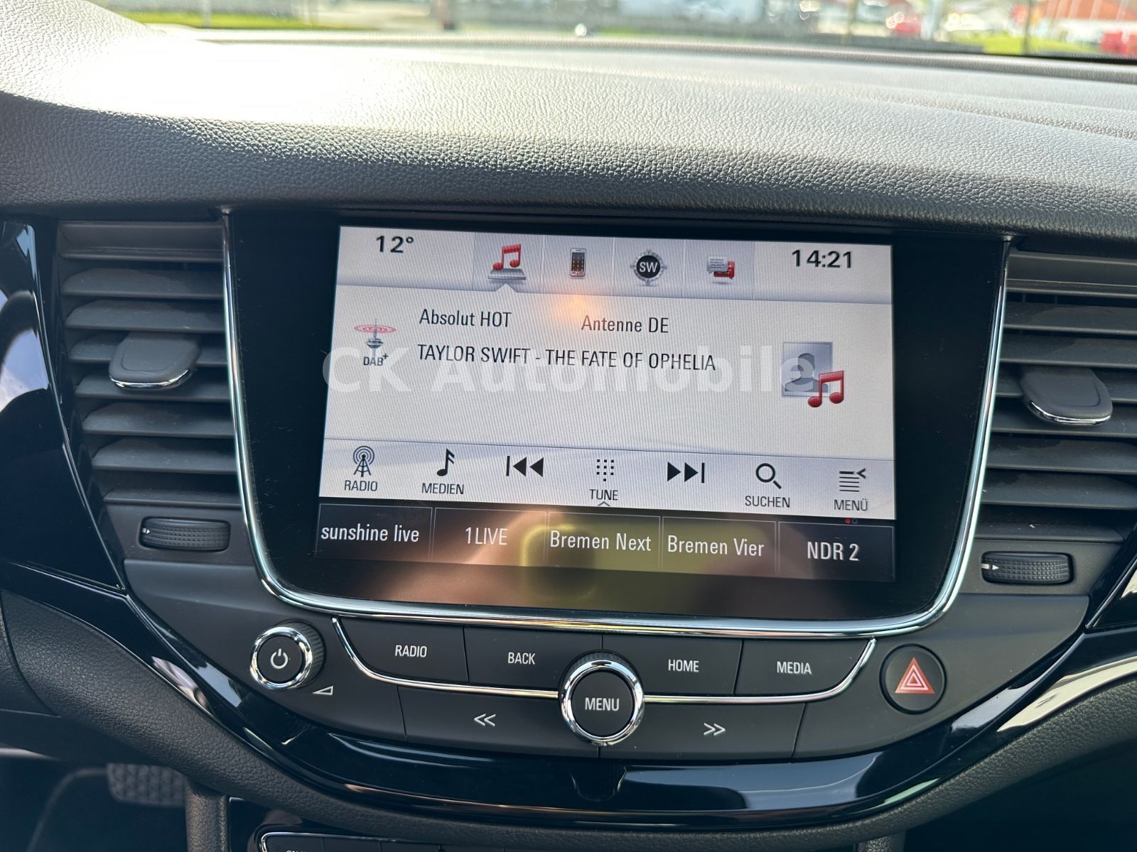 Fahrzeugabbildung Opel Astra K 1.6 Turbo Dynamic Autom./Navi/LED/ACC