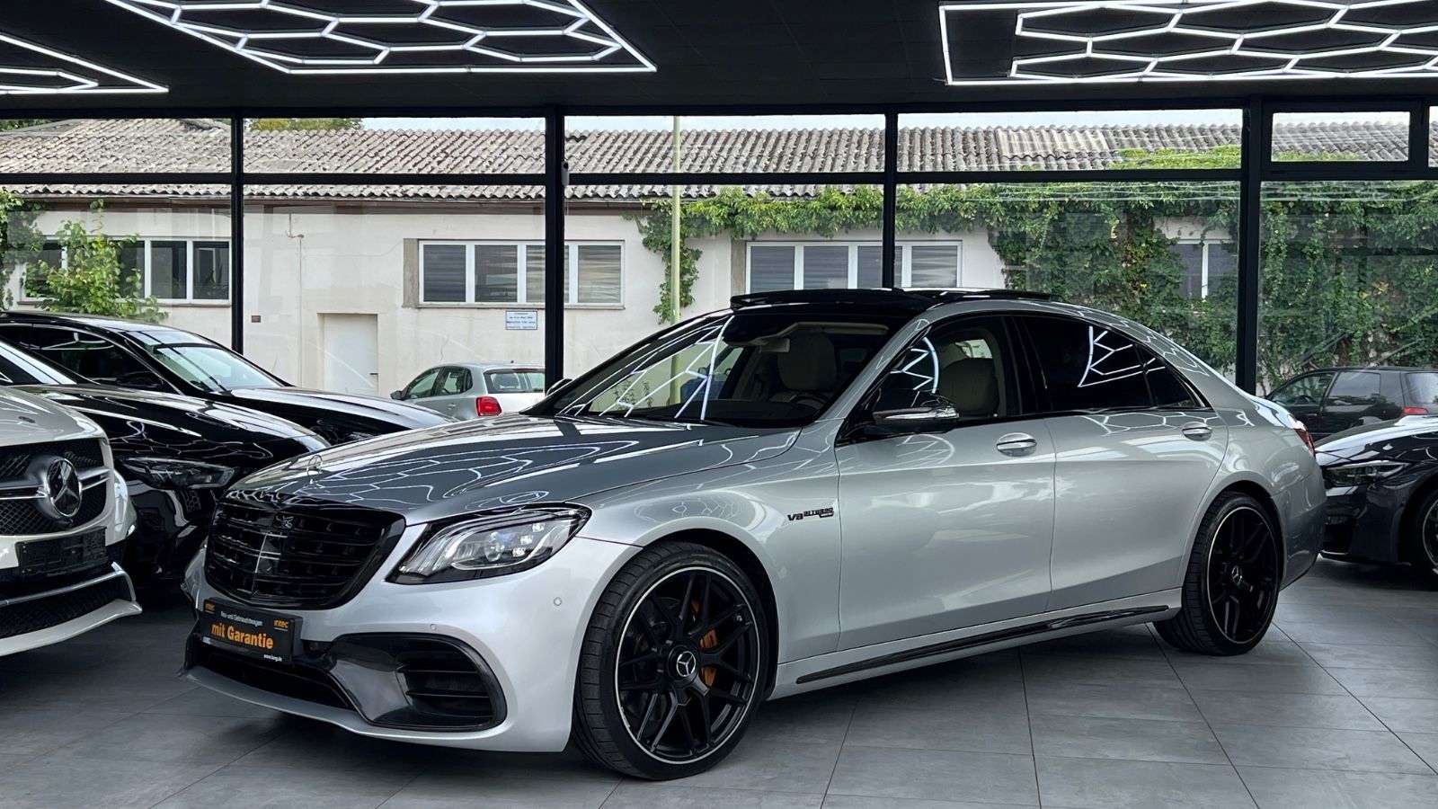 MERCEDES-BENZ S 560 LANG,AMG-LINE,PANORAMA,S63-OPTIK,EXCLUSIVE
