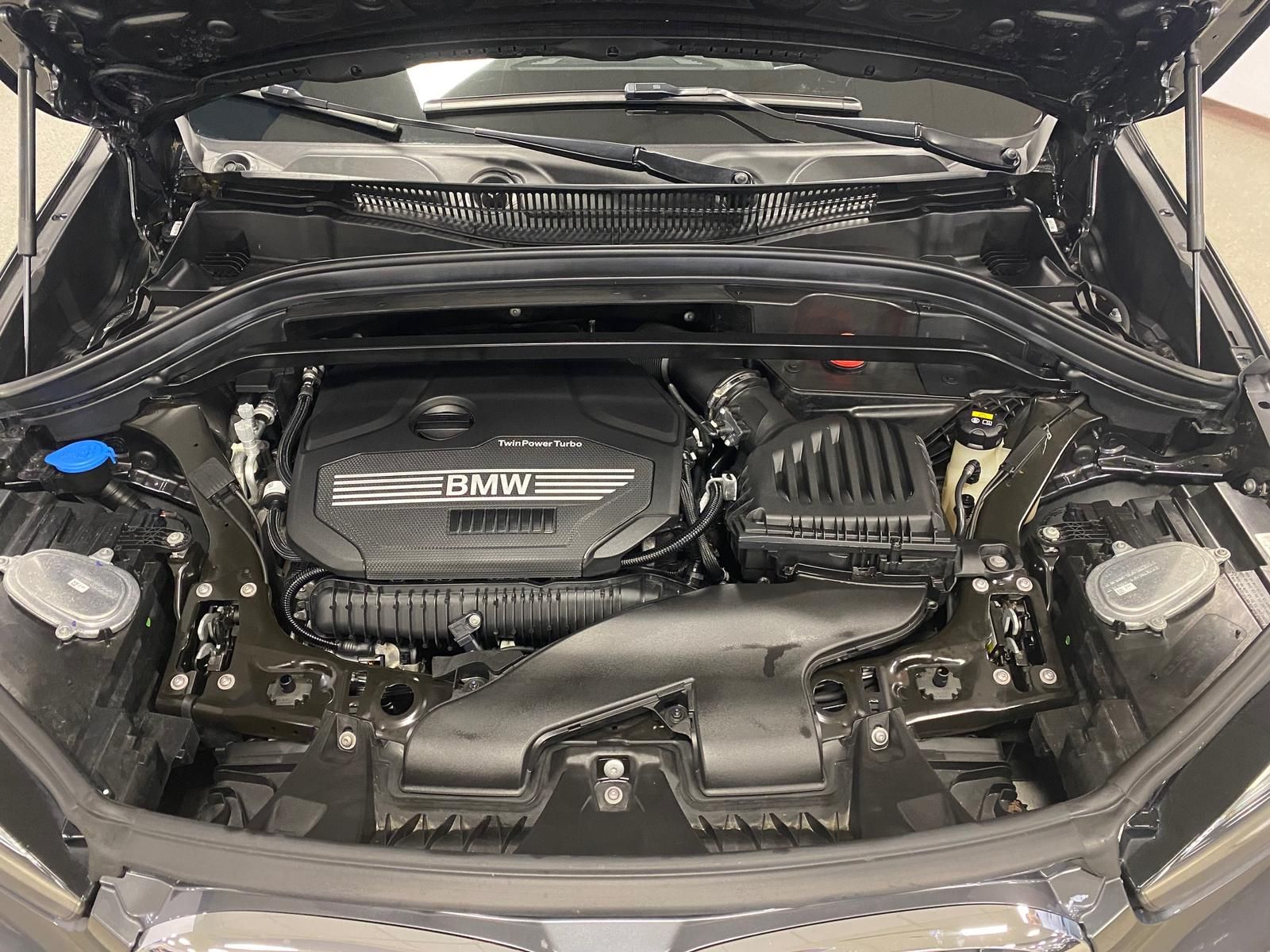 Fahrzeugabbildung BMW X1 sDrive20i M Sport+LEDER+NAVI+KAMERA+M Paket