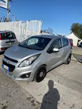 Chevrolet Spark 1.0 LS GPL - graue Chevrolet Spark