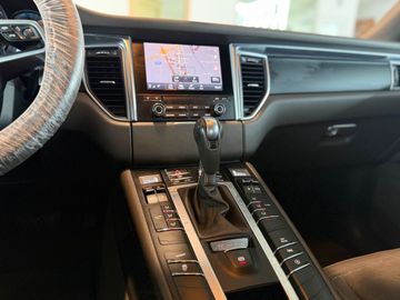 Porsche Macan - 12