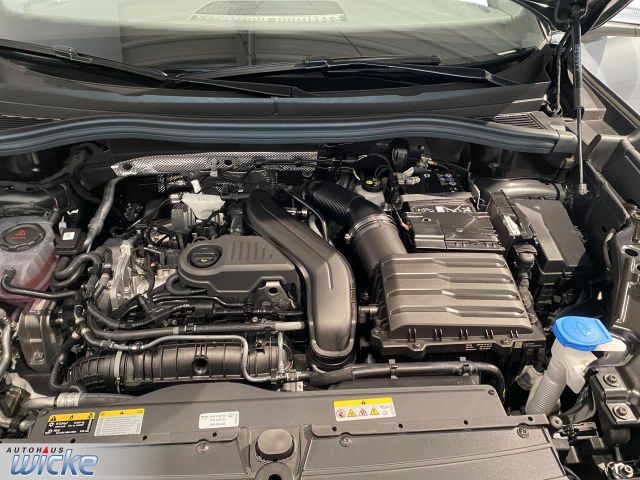 Tiguan 1.5 eTSI DSG Elegance NAVI KLIMA AHK