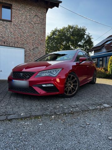 SEAT Leon ST 2.0 TDI 135kW FR DSG FR