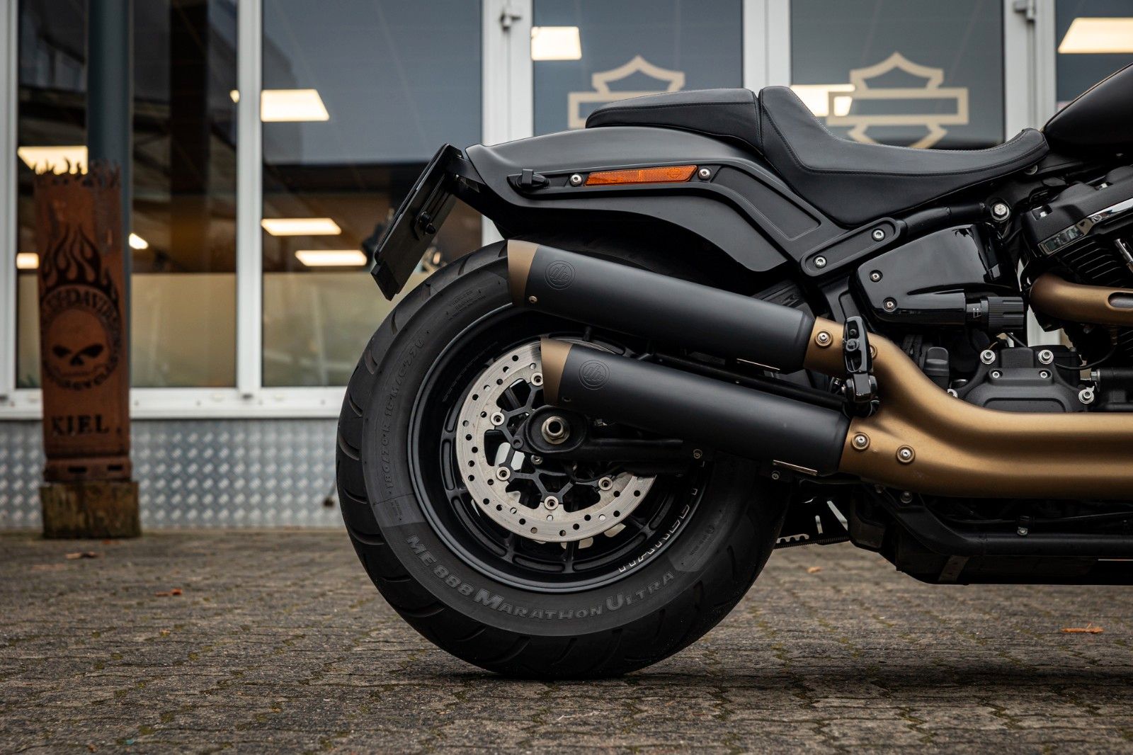 Fahrzeugabbildung Harley-Davidson FXFBS FAT BOB 114 CUI SOFTAIL - KESSTECH