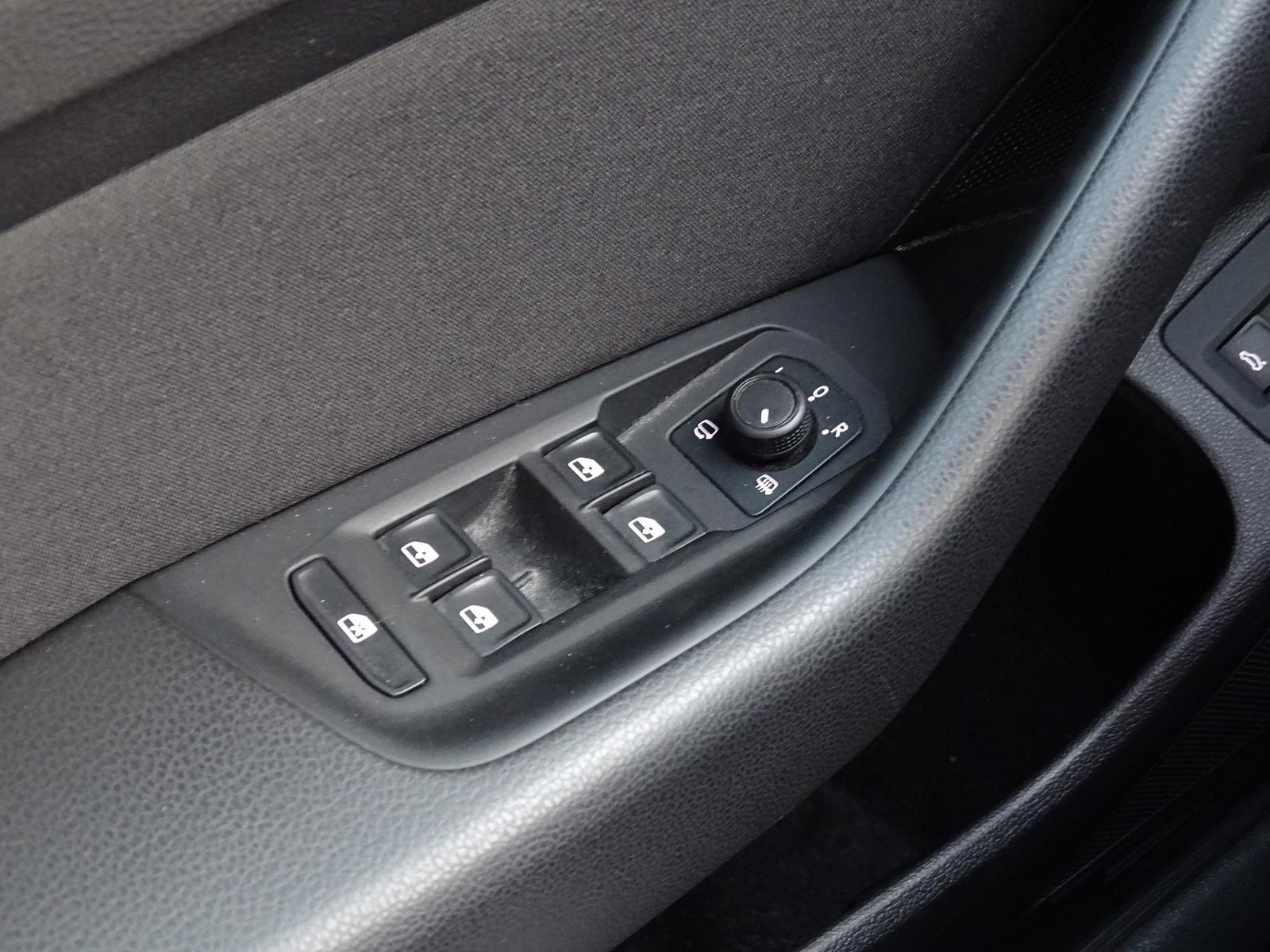 Volkswagen Passat 1.5 16V TSI Business LED ACC Navi, миниатюра 27